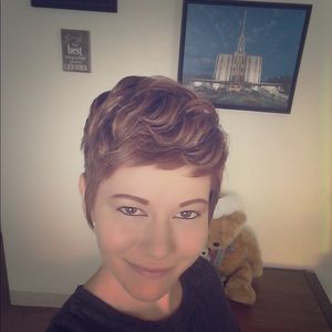 Meet your Posher, Naomi